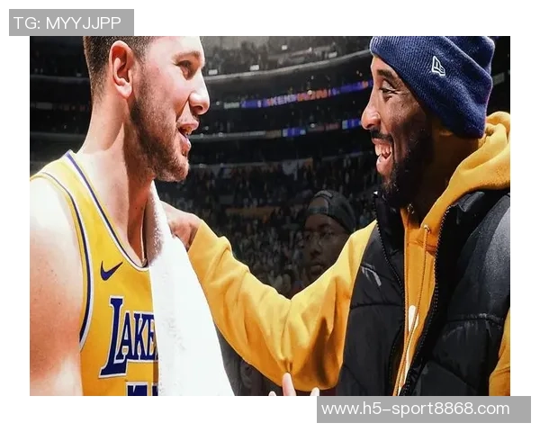 美记分析詹姆斯与东契奇重叠功能浓眉小里搭档更为合适 美记分析詹姆斯与东契奇重叠功能浓眉小里搭档更为合适